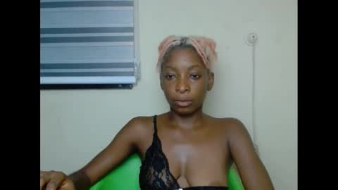 xcreamypussy online show from December 10, 9:54 pm