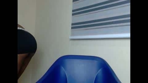 xcreamypussy online show from January 7, 7:59 pm