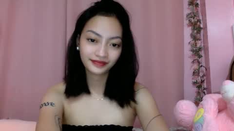 Snapshot of xcxccy19 chatting on February 7, 1:22 pm Sachi Cy online show from February 7, 1:22 pm