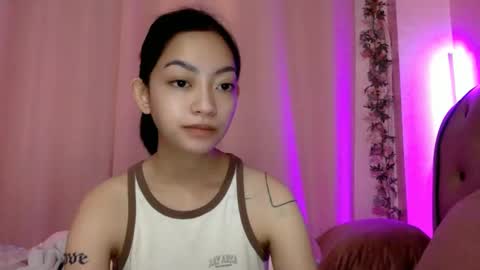 Snapshot of xcxccy19 chatting on January 27, 1:48 am Sachi Cy online show from January 27, 1:48 am