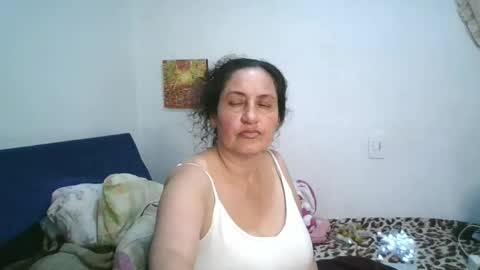 Ximena online show from April 15, 1:06 am