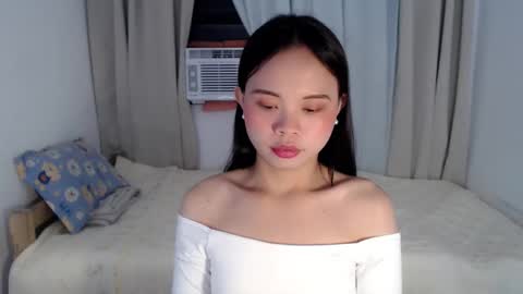 nathalie online show from May 26, 7:46 pm