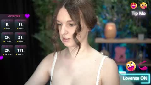 xoxo_molly online show from October 27, 8:14 pm