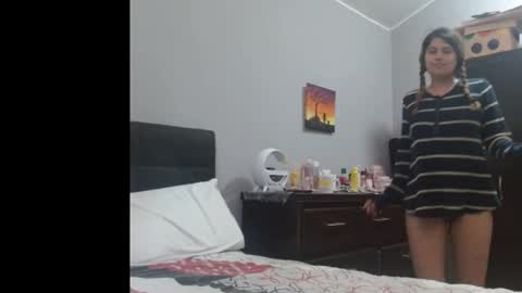 Sophi 3 online show from December 6, 9:12 pm