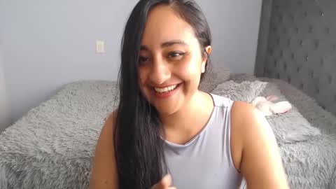 Lunhaa   online show from November 21, 5:48 pm