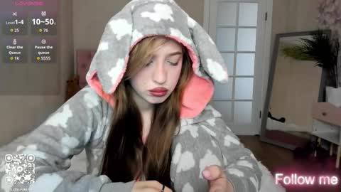 Lina online show from September 20, 10:35 am