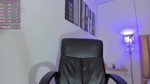 Naomi online show from September 17, 10:19 pm