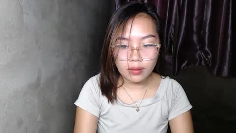 yanaxx_ online show from September 12, 2:23 am