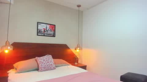 yara online show from March 3, 7:09 pm