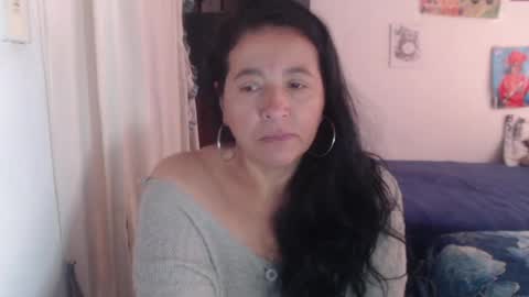 yasmin_love85 online show from June 22, 2:36 pm
