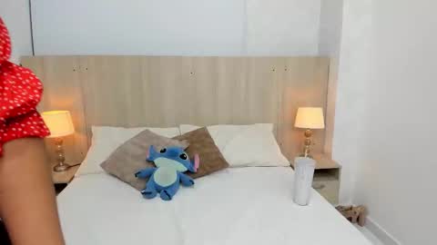 Yasmin Ortiz online show from March 8, 3:21 am