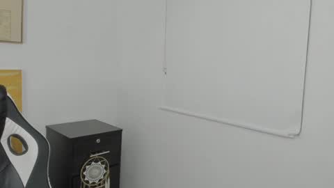 yaya23x online show from January 15, 12:04 pm