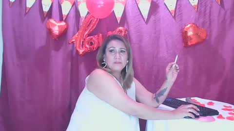 yayita online show from February 9, 10:54 pm