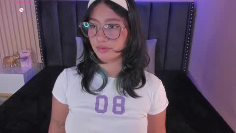 Yazmin online show from March 8, 12:07 pm