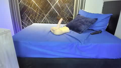 yelena03 online show from February 4, 10:02 pm