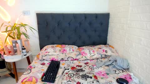 YEM online show from April 3, 5:55 pm