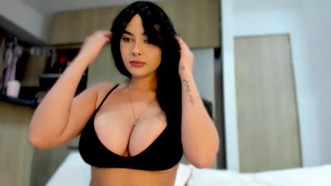 yenifer016 online show from January 9, 4:50 am