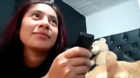 yesika_t online show from January 15, 6:47 pm