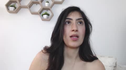 yesikacosta online show from February 21, 5:24 pm