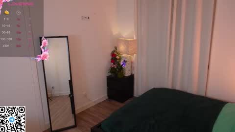 Kiki online show from September 14, 8:23 am