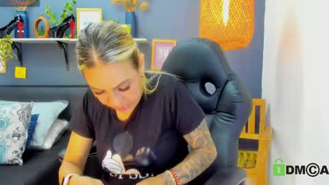 yessika_parker online show from March 22, 9:15 am