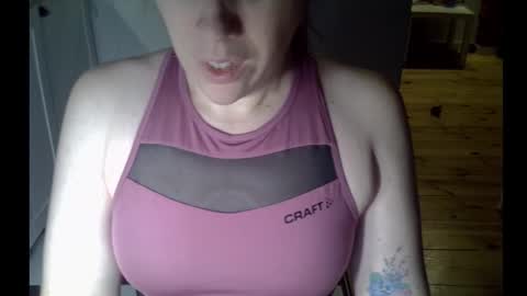 Kira online show from December 5, 1:56 pm