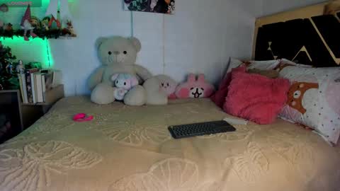 lucy online show from November 24, 7:21 am