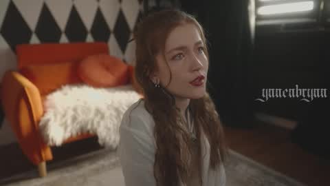 ynnenbrynn online show from February 3, 6:22 am