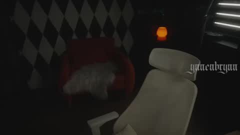 ynnenbrynn online show from March 13, 7:20 am