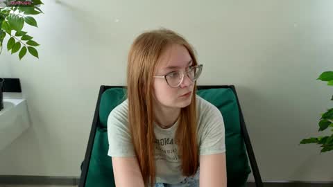 Mary online show from April 28, 11:03 am