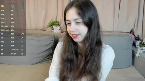 Elizabeth brunette -- Darline blonde  online show from November 9, 9:38 am