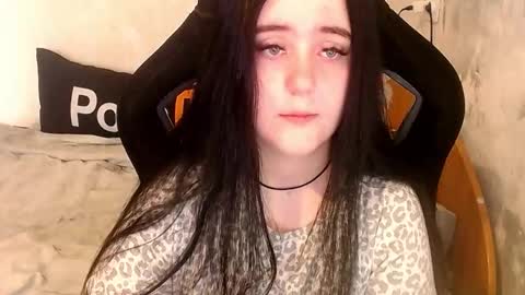 your_8a8y online show from February 11, 10:06 am