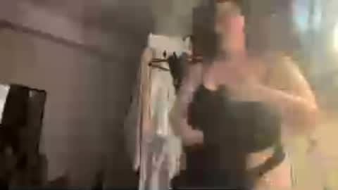 your_favorite_toy91231 online show from June 23, 2:53 am
