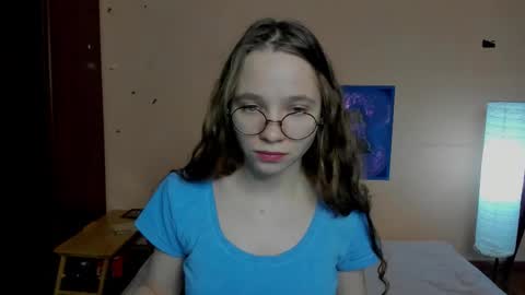 Leslie online show from March 24, 9:09 pm