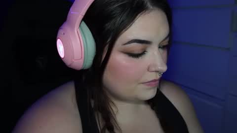 Your Lexi rose  online show from September 22, 7:29 am