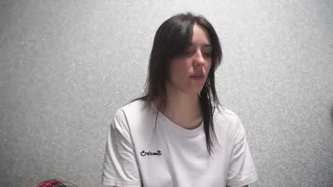 Snapshot of your_little_flexible_girl chatting on February 25, 9:26 pm Meri online show from February 25, 9:26 pm
