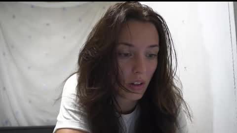 Snapshot of your_little_flexible_girl chatting on October 10, 8:47 pm Meri online show from October 10, 8:47 pm