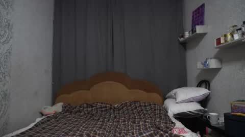 Snapshot of your_little_flexible_girl chatting on March 9, 10:19 pm Meri online show from March 9, 10:19 pm