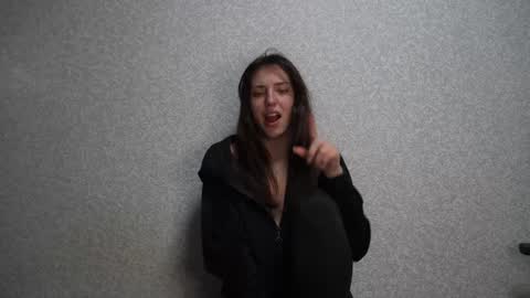 Snapshot of your_little_flexible_girl chatting on January 20, 9:43 pm Meri online show from January 20, 9:43 pm