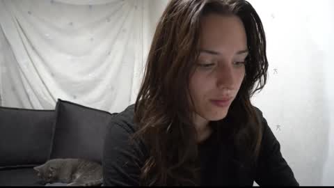 Snapshot of your_little_flexible_girl chatting on September 13, 9:23 pm Meri online show from September 13, 9:23 pm