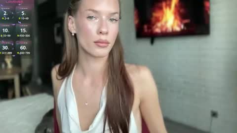 Mia  online show from July 28, 2:13 pm