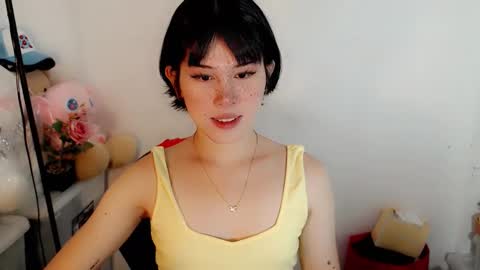 PrettyElla online show from October 1, 4:39 am