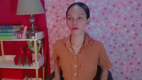 RICCIE MAE online show from November 10, 5:02 am