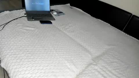 Ariella online show from January 19, 12:23 pm