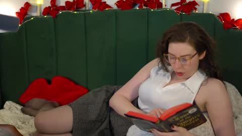 Sarlei Sar-uh-lie online show from December 2, 11:07 pm