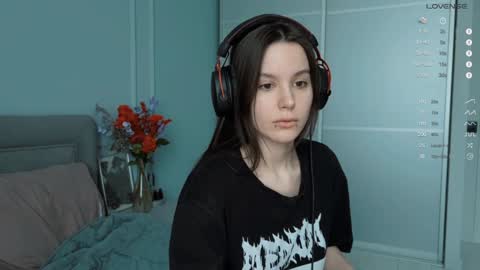 Aida online show from February 3, 2:58 am