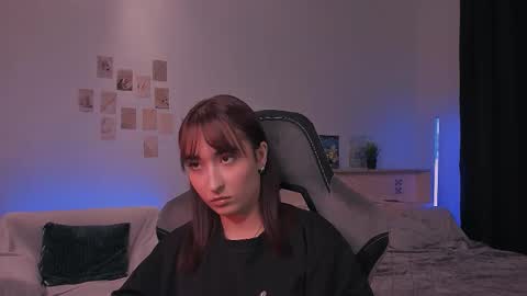 Jully online show from October 20, 6:44 pm