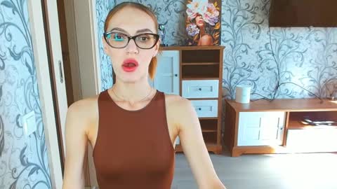 Snapshot of yourladysunshine chatting on September 26, 6:55 am Ksyusha online show from September 26, 6:55 am