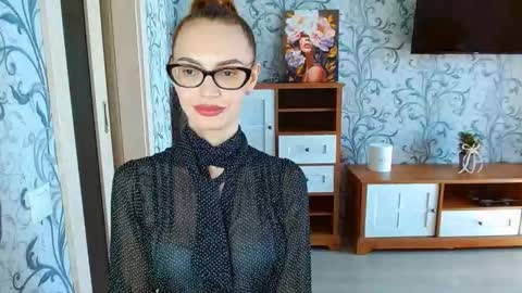 Snapshot of yourladysunshine chatting on September 21, 8:13 am Ksyusha online show from September 21, 8:13 am