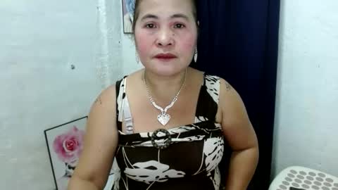 Snapshot of yourlove_regine chatting on September 23, 11:14 pm Regine online show from September 23, 11:14 pm